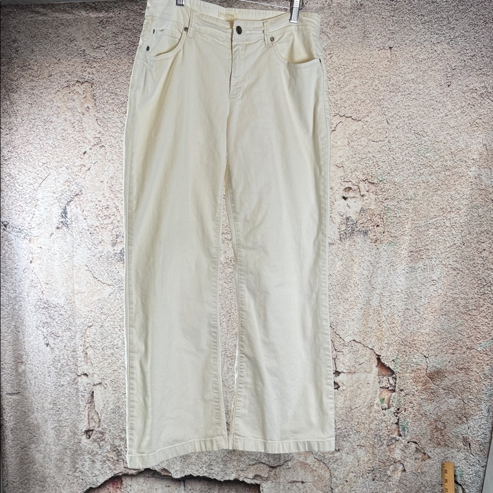 Eileen Fisher size 14 P Elegant Cream Wide Leg Jeans   A578